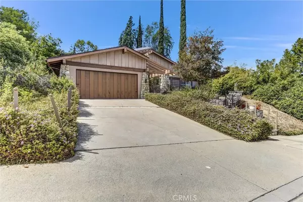 4817 Hermano Drive, Tarzana, CA 91356