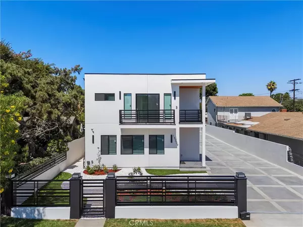 Van Nuys, CA 91405,15209 Cohasset