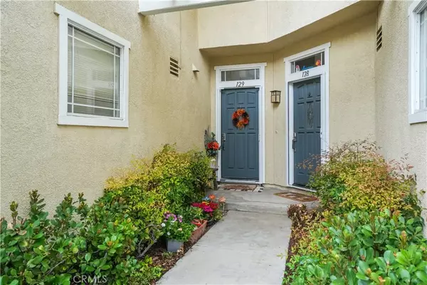 Valencia, CA 91354,23633 Big Sky Walk #129