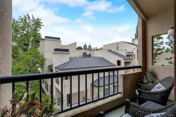 Woodland Hills, CA 91367,5540 Owensmouth Avenue #316