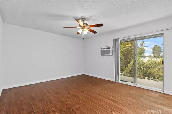 Valley Glen, CA 91606,6335 Whitsett Ave #20