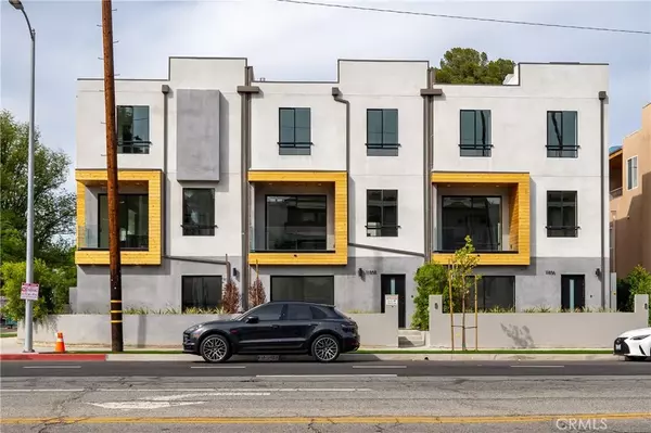 Valley Village, CA 91607,11860 W Flower