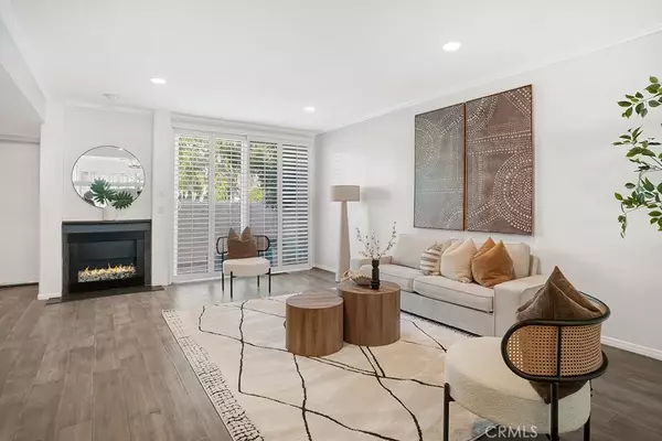 Woodland Hills, CA 91367,6246 Shoup Avenue