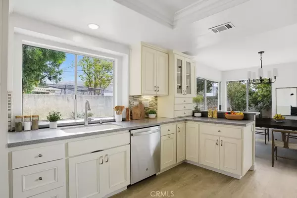 Santa Paula, CA 93060,257 Corte Linda