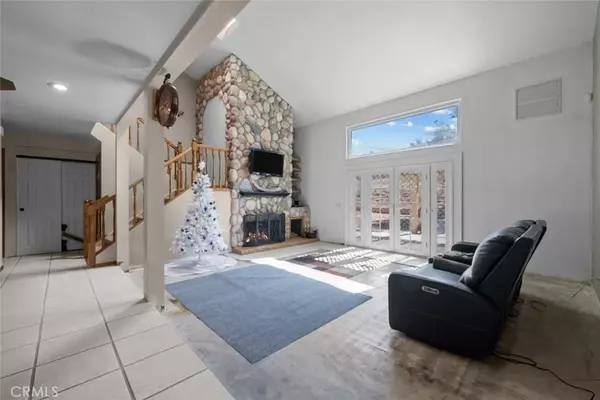 Palmdale, CA 93551,6348 Theodore Court