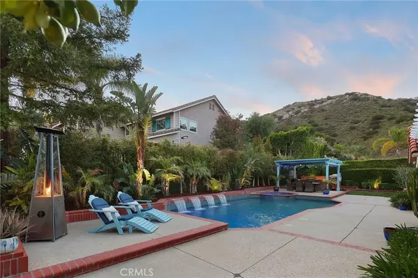 West Hills, CA 91304,24632 Stagg Street