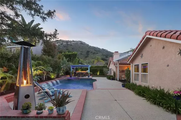 West Hills, CA 91304,24632 Stagg Street