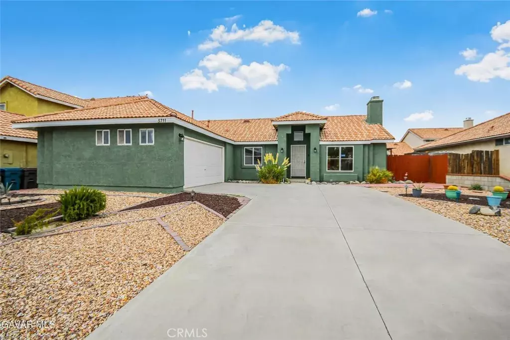 Palmdale, CA 93552,5711 Barcelona