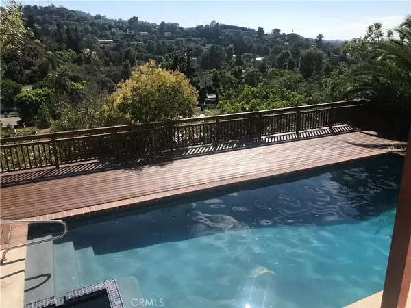 Studio City, CA 91604,3951 Sunswept Drive