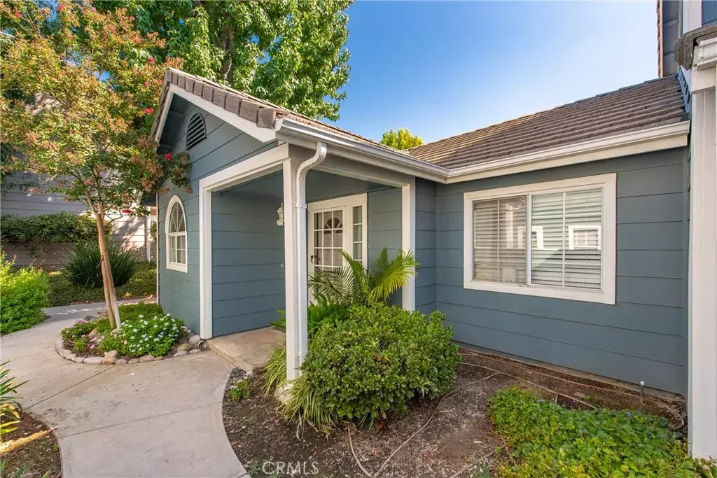 Simi Valley, CA 93063,3942 Cochran Street