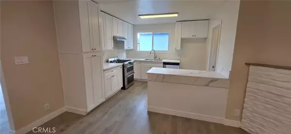 West Hills, CA 91307,23300 Welby