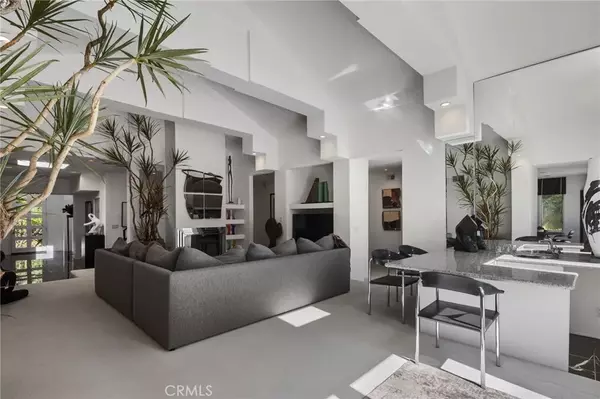 4219 Tarzana Estates Drive, Tarzana, CA 91356