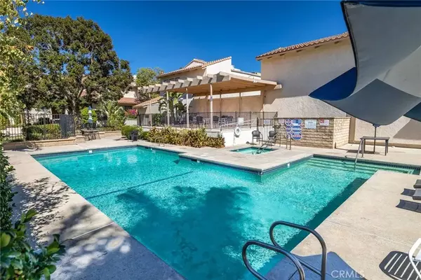 Chatsworth, CA 91311,10444 Canoga