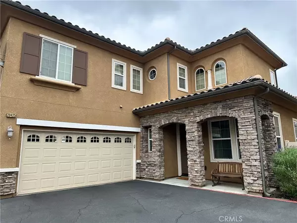 20425 Victory, Newhall, CA 91350
