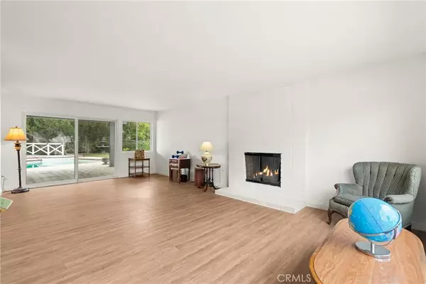 West Hills, CA 91307,23760 Harwich Place
