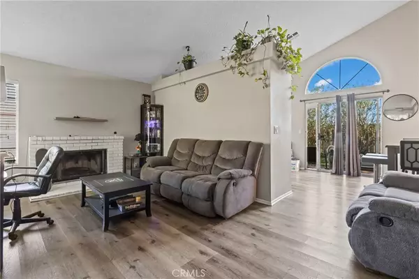 Palmdale, CA 93552,5382 Sunburst