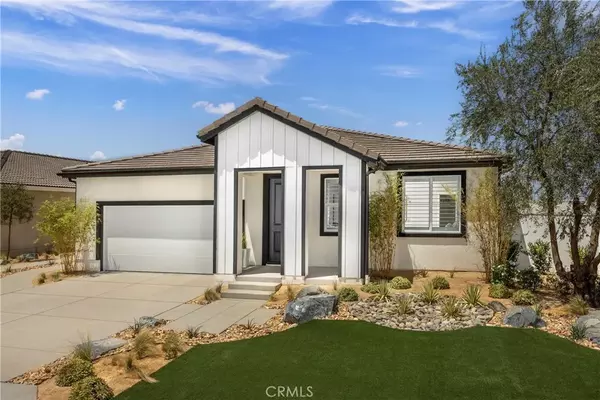 1577 E Houlguin Street, Lancaster, CA 93535