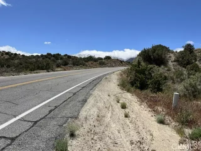 0 Longview Rd/Punchbowl Rd/Vic Ave Y6, Juniper Hills, CA 93543