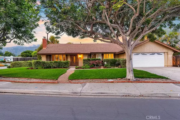 Carpinteria, CA 93013,5404 Granada Way