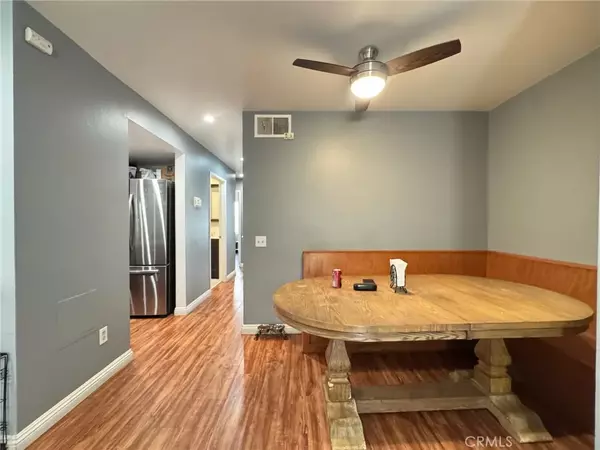 Canyon Country, CA 91351,18209 Sierra Highway #79