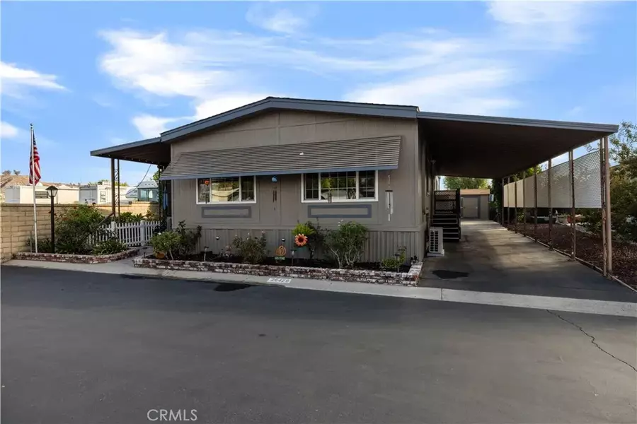 26428 Doveweed, Saugus, CA 91350
