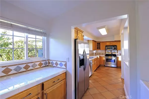 Encino, CA 91316,5913 Ostrom Avenue