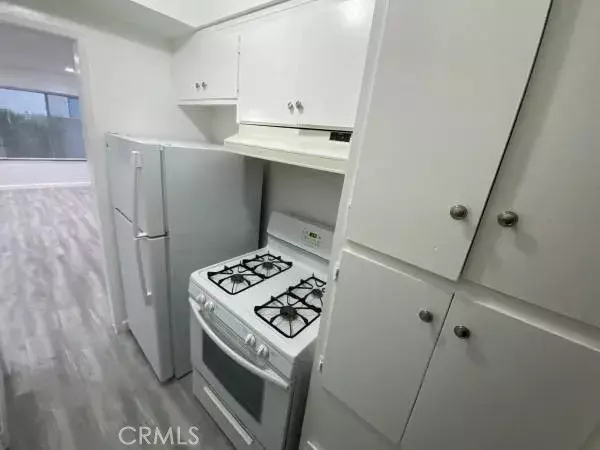 West Los Angeles, CA 90025,1329 S Saltair