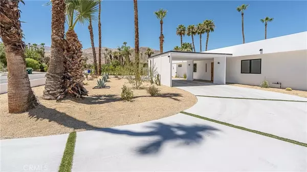 Palm Desert, CA 92260,72930 Willow