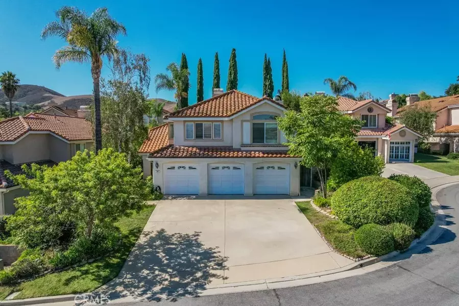 658 Elevar, Simi Valley, CA 93065