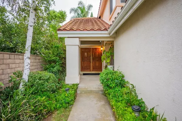 Simi Valley, CA 93065,658 Elevar