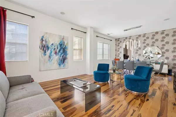 Chatsworth, CA 91311,9651 Sagebrush Avenue