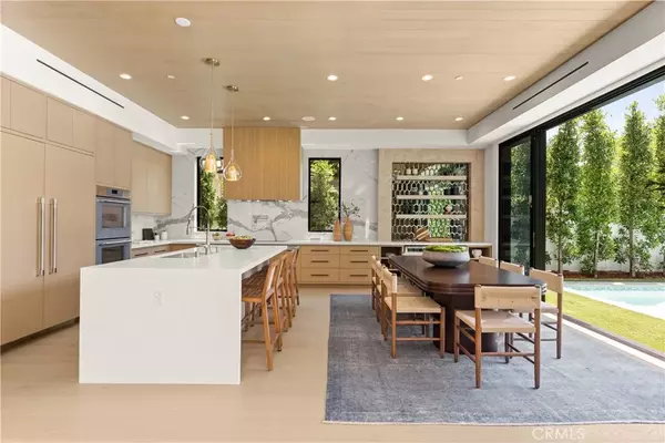 Sherman Oaks, CA 91423,13536 Morrison Street