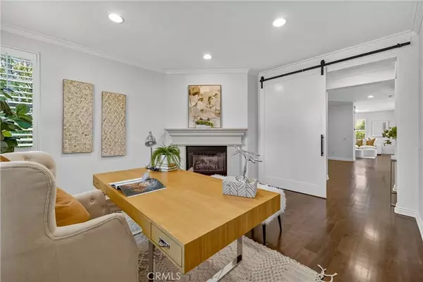 Calabasas, CA 91302,4622 Cielo Circle