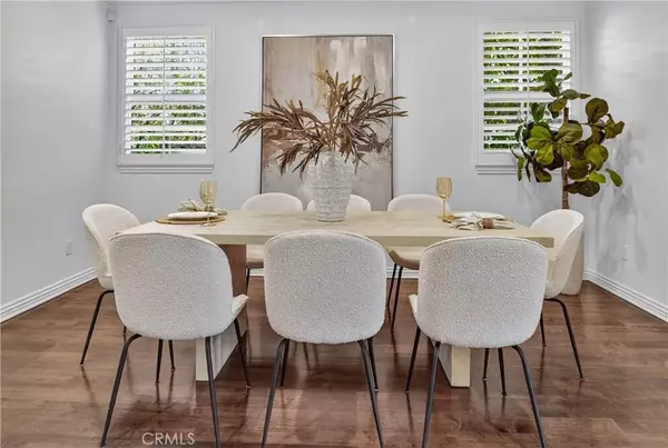 Calabasas, CA 91302,4622 Cielo Circle