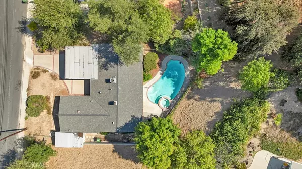 Woodland Hills, CA 91367,20466 Miranda