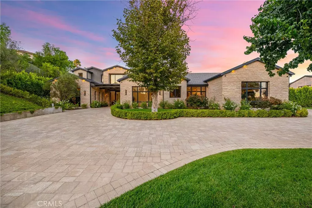 Hidden Hills, CA 91302,25079 Jim Bridger Road