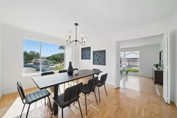 San Mateo, CA 94403,1406 Cedarwood