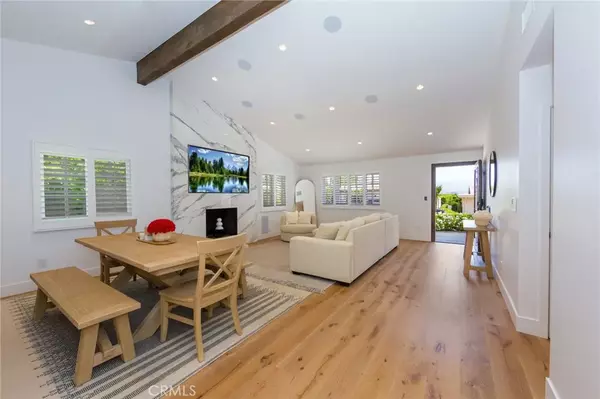 West Hills, CA 91307,23708 Sandalwood Street