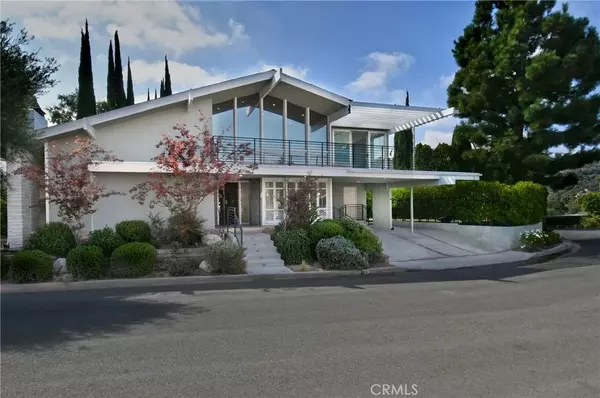 11566 Dona Teresa, Studio City, CA 91604