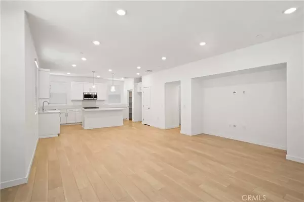 Pico Rivera, CA 90660,9335 Via Azul