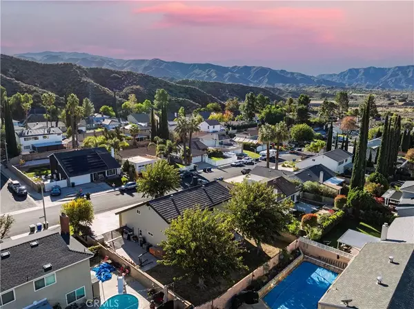 Canyon Country, CA 91387,28975 Lotusgarden