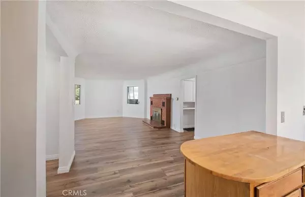 Azusa, CA 91702,1106 N San Gabriel