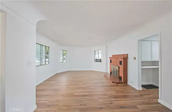 Azusa, CA 91702,1106 N San Gabriel