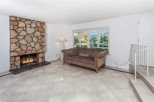 West Hills, CA 91304,22715 Keswick Street