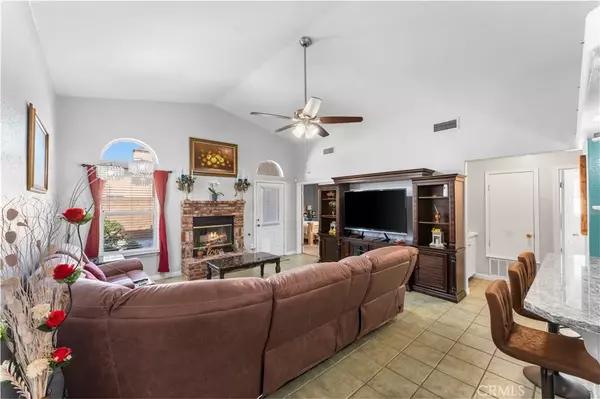 Rosamond, CA 93560,3325 Poplar