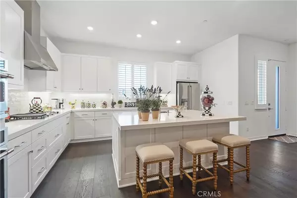 Valencia, CA 91381,27129 Purple Sage Court
