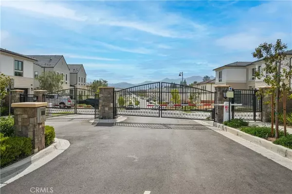 20568 Edgewood, Chatsworth, CA 91311
