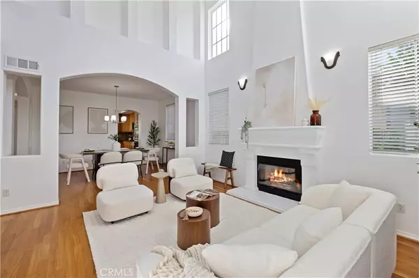 Encino, CA 91316,6324 Newcastle Ave