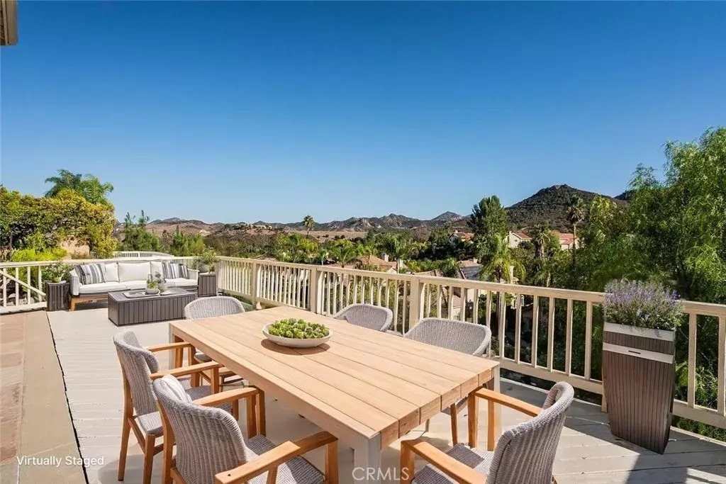 Westlake Village, CA 91361,32764 Wellbrook