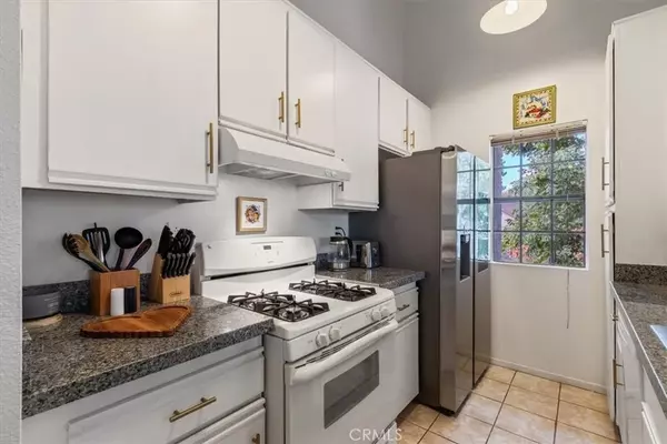 Garden Grove, CA 92840,10541 Lakeside South #P